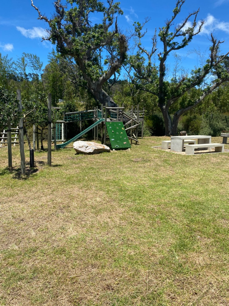 Commercial Property for Sale in Charlo Eastern Cape